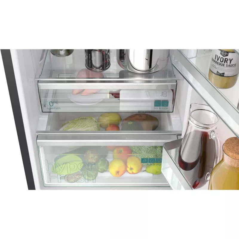Fridge-freezer Siemens KG39NSBBF freestanding 363 L, NoFrost, 33 dB, black