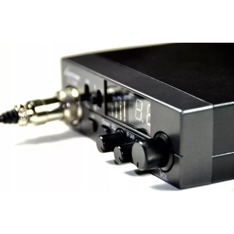 Luiton LT-298 ASQ AM/FM CB Radio Cigarette Lighter Plug Black