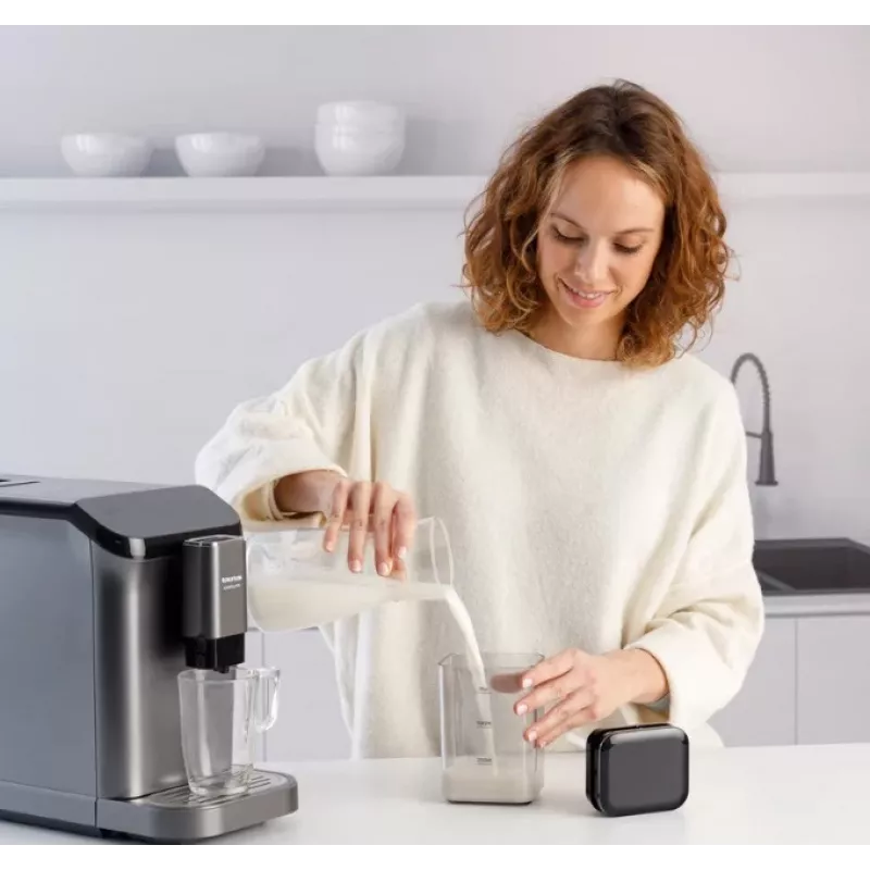 Espresso machine Taurus Accento Latte fully-automatic, built-in grinder, 1.5 L water tank, coffee beans input