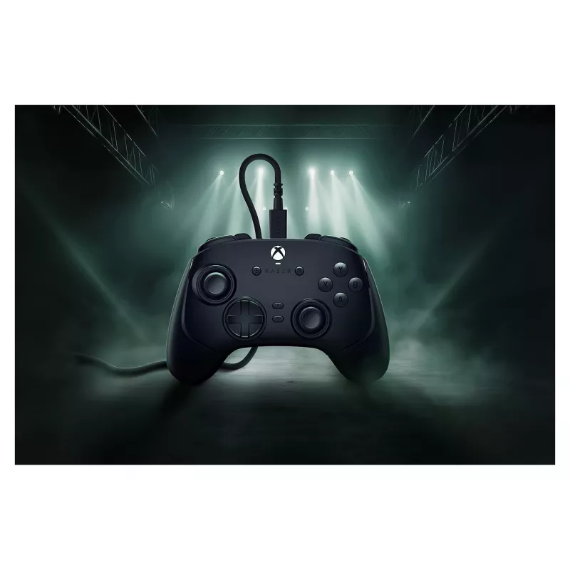 Razer Wolverine V3 - Tournament Edition - Game Pad - Wired - for Microsoft Xbox Series X, Microsoft Xbox Series S, PC (RZ06-05210100-R3M1)