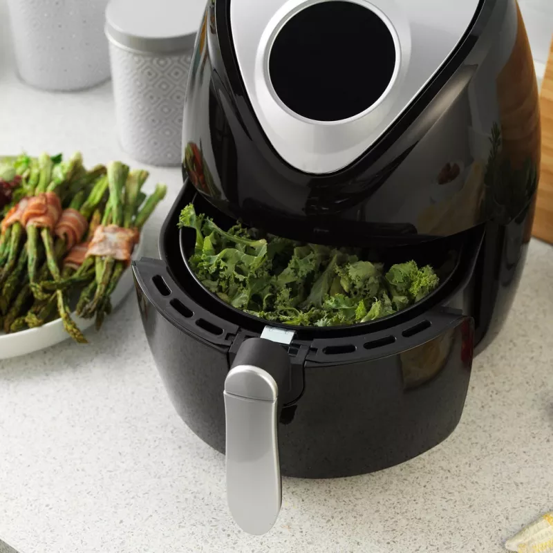Hot air fryer Petra PT4221VDEEU7 4.5L, countertop electric fryer with 4.5‑liter capacity