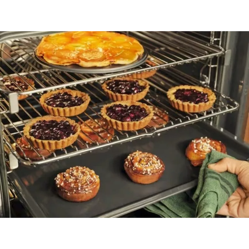 Built-in Electric Oven Electrolux LOE8H39Z — 72 L, Pyrolytic, Convection, Grill, TFT Display, A+