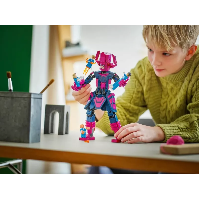LEGO building set Marvel Super Heroes 76316 — Fantastic Four: Galactus minifigure set, 427 pieces, 4 minifigures, age 9+