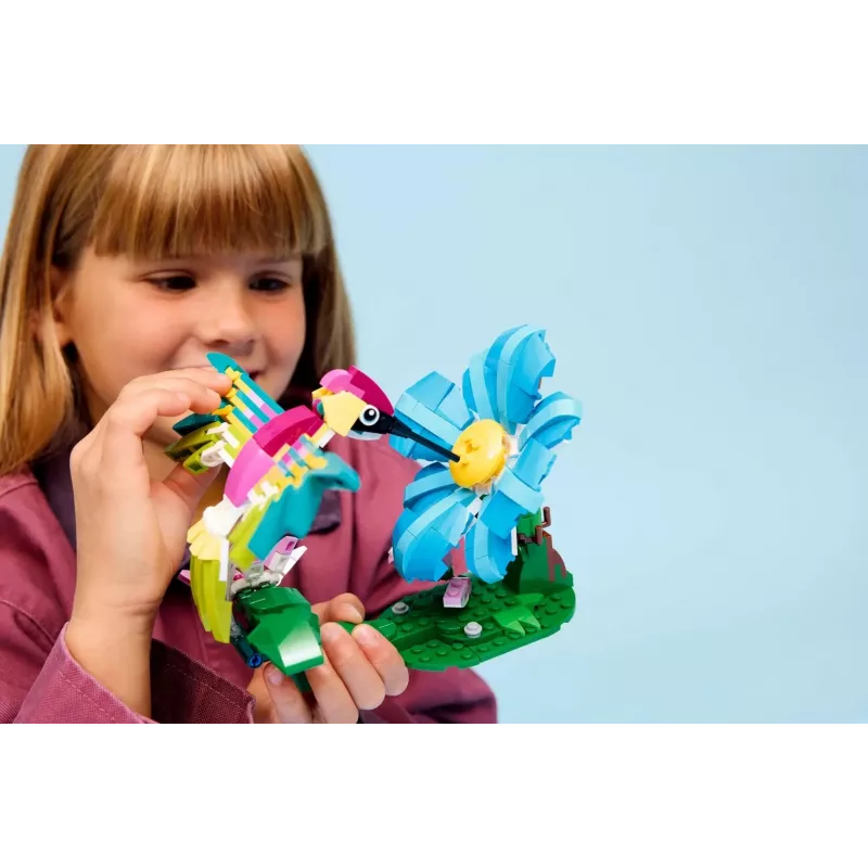 LEGO CREATOR 3 IN 1 31384 Wild Animals: Colorful Hummingbird