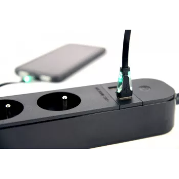 Power strip GEMBIRD TSL-PS-F4U-02 with 4 PL sockets and USB charger, black