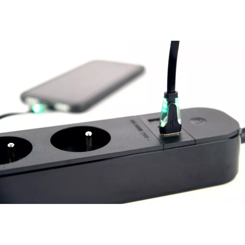 Power strip GEMBIRD TSL-PS-F4U-02 with 4 PL sockets and USB charger, black