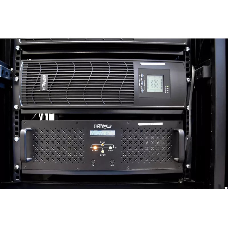 Gembird - Ups rack 19'' 3.4u 1500va, 4xiec 230v out, iec14 in,rj11, usb, lcd Line-Interactive 1.5 kVA 900 W 4 AC outlet(s)