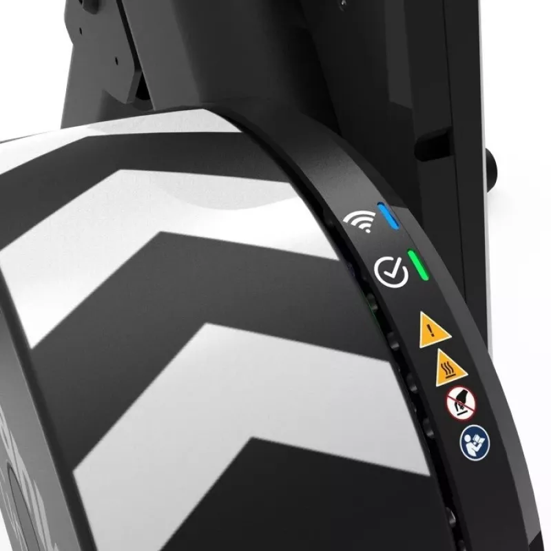 Smart Trainer Wahoo KICKR CORE 2 — magnetic bike trainer, belt drive, 1800W max, 11-speed cassette compatible, Bluetooth/Wi‑Fi/ANT+