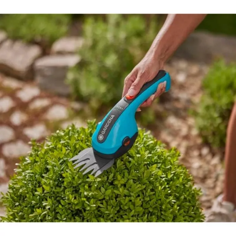 Grass shears GARDENA ClassicCut Li 3.6V Li‑ion 2.5Ah battery cordless