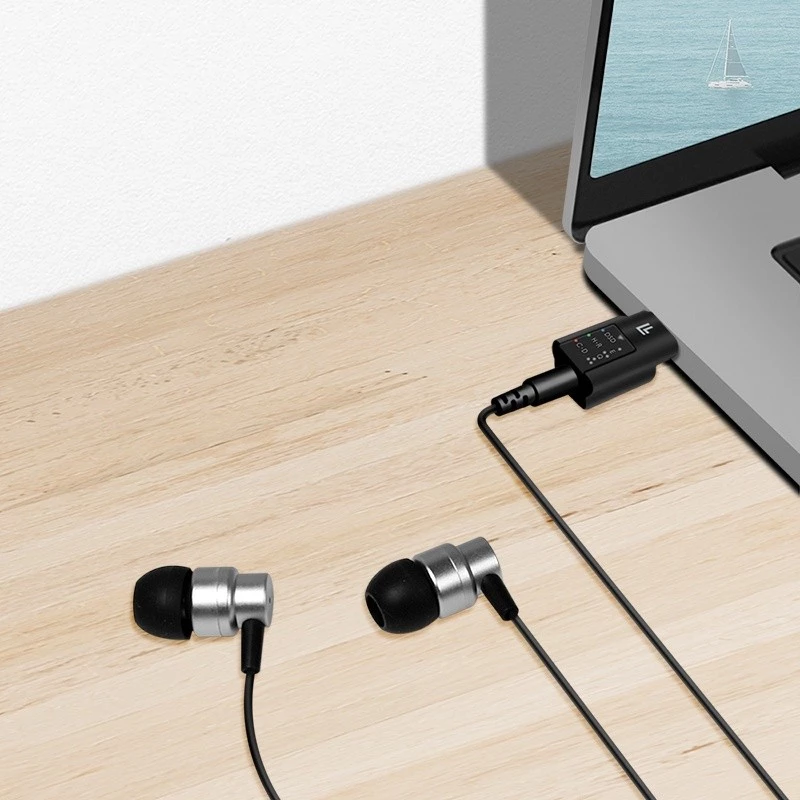 LogiLink USB-C DAC Audio Adapter. USB-C/M to 3.5 Mm/F. Black