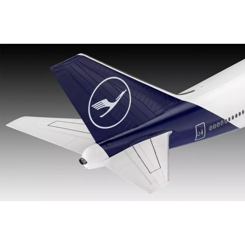 Airplane Revell Boeing 747-8 Lufthansa New Livery
