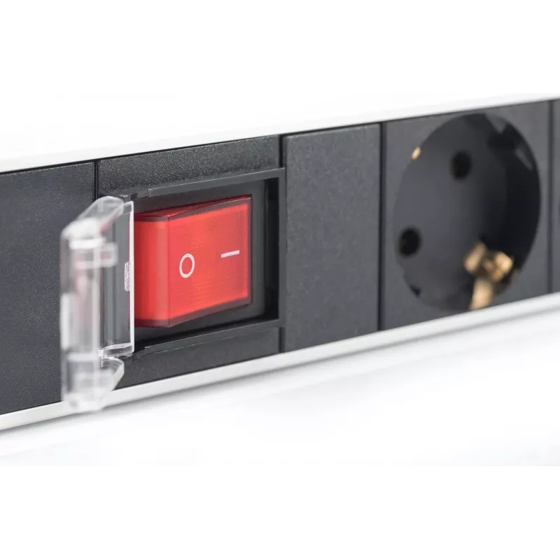 DIGITUS DN-95402 7-Way Aluminum PDU Power Strip with Switch, 2m Cable, 19 inch 1U Rackmount, 16A/4000W
