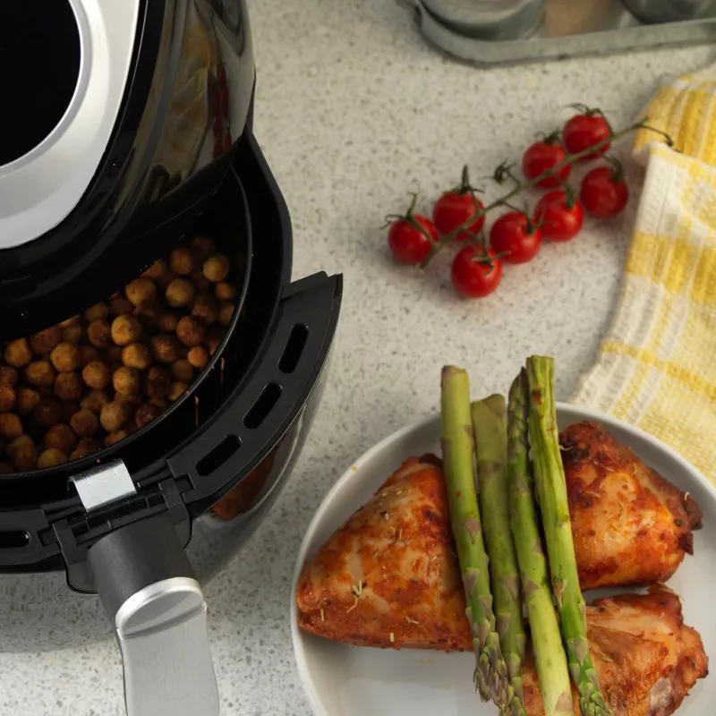 Hot air fryer Petra PT4221VDEEU7 4.5L, countertop electric fryer with 4.5‑liter capacity