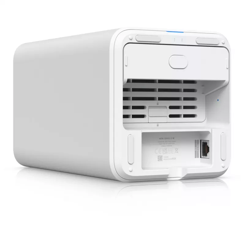 UGREEN NASync DXP4800 Plus 32TB NAS bundle with 4x 8TB WD Red Plus HDDs