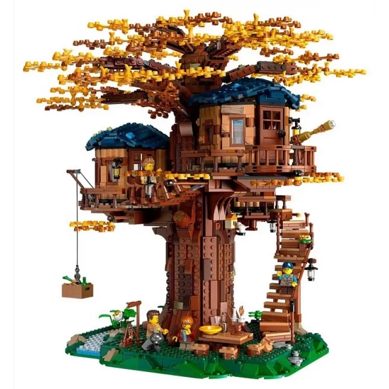 LEGO set LEGO IDEAS 21318 Tree House 3-in-1 build — modular treehouse model, multi-build set