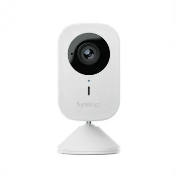 IP security camera Synology CC400W — 4 MP (2560×1440), Wi‑Fi, IP65, 125° horizontal, 30 fps, microSD up to 256 GB