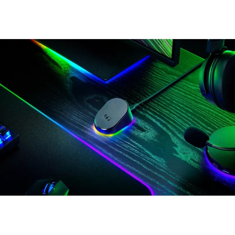 Razer Mouse Dock Pro with wireless charging puck