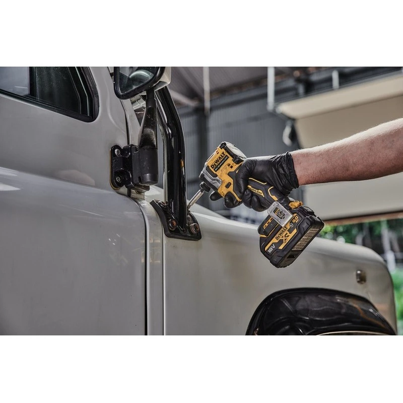 Impact Driver DeWALT DCF850NT, 3250 RPM, 1/4 inch Chuck, 900g