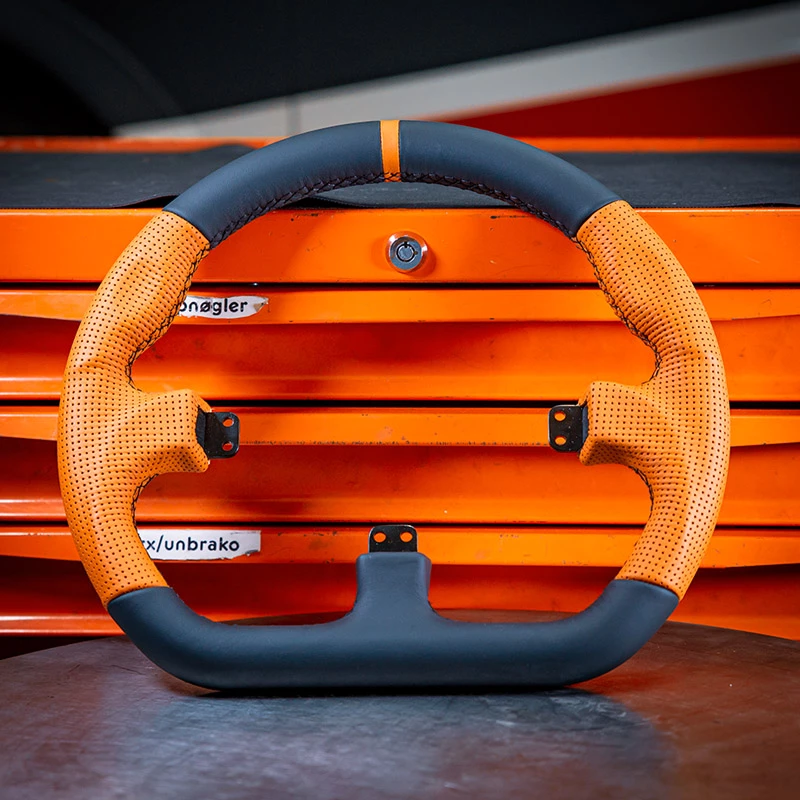 Sim racing wheel rim Asetek SimSports GT Rim Closed D leather orange