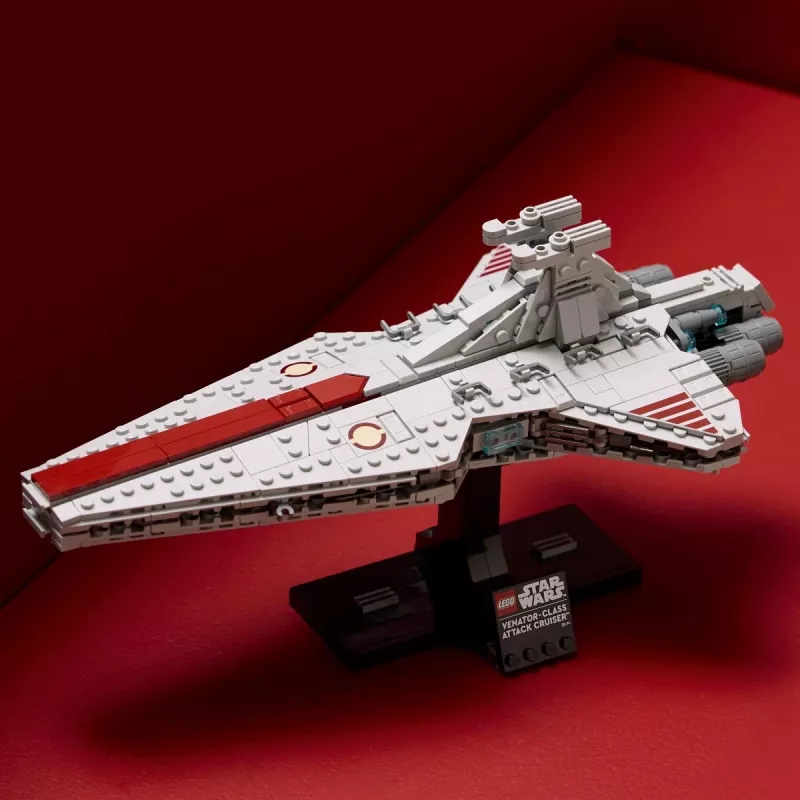 LEGO STAR WARS 75441 Venator-Class Attack Cruiser