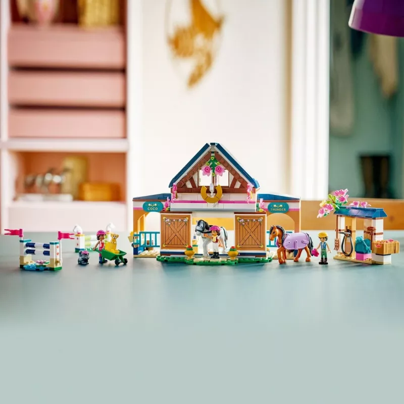 Blocks Friends 42688 Horse Stable and Riding Academy