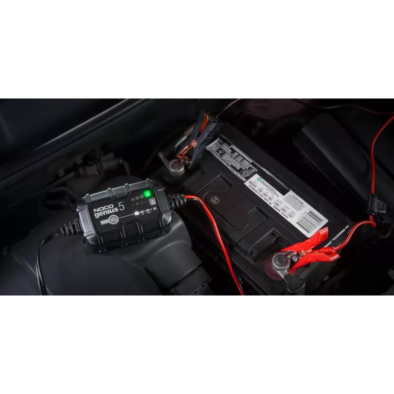 NOCO GENIUS5 5A Battery charger for 6V/12V batteries with maintenance and desulphurisation function
