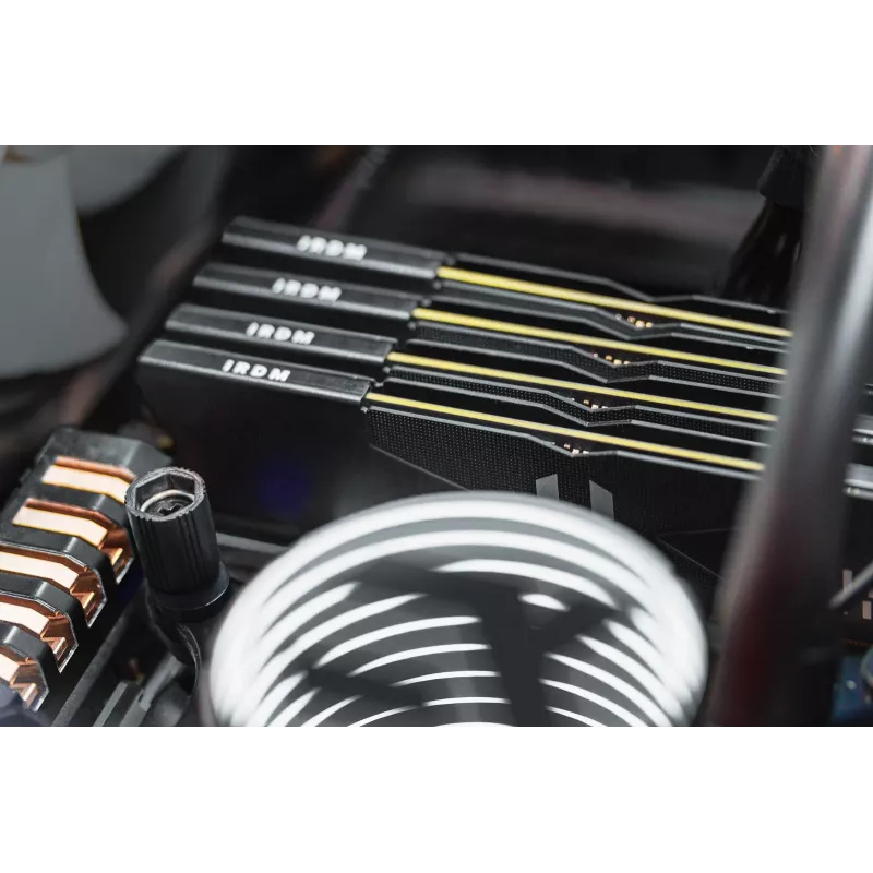Memory DDR5 IRDM 32GB(2*16GB)/8000 CL36 black