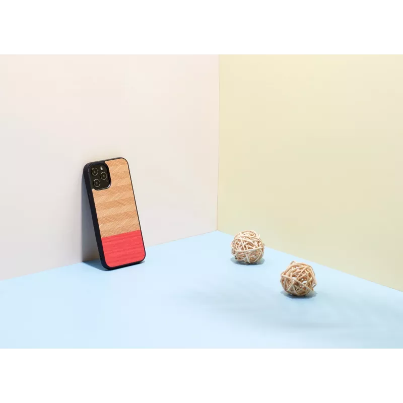 Protective phone case man and wood for iPhone 12 Pro Max — herringbone azalea black