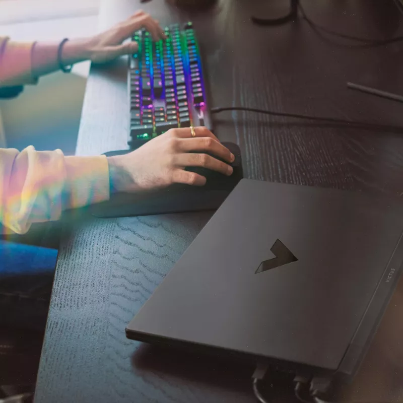 Laptop HP Victus 15-fb3040nw — 15.6 inch FHD 144Hz, AMD Ryzen 7 7445HS, 16GB DDR4 3200MHz, 512GB SSD, NVIDIA GeForce RTX 4050 6GB, FreeDOS, English keyboard