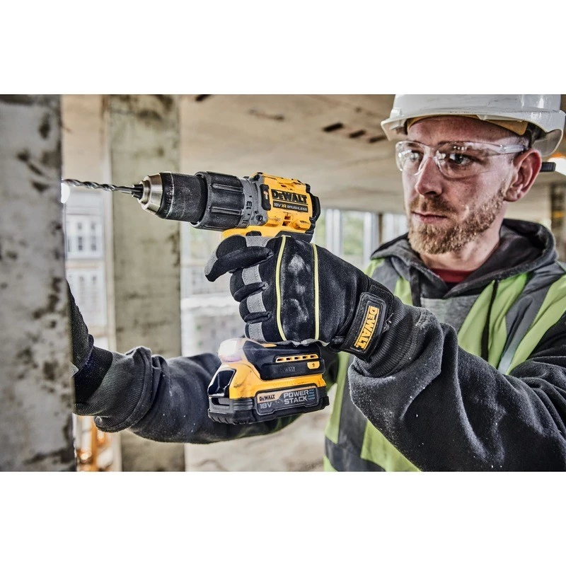Pistol grip drill DeWalt DCD805NT-XJ — 18 V brushless, 2000 RPM, 90 N·m, 13 mm chuck, 1.34 kg