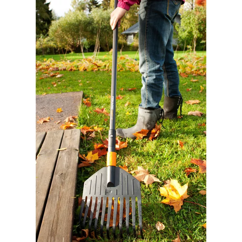 QuikFit leaf rake, klein black/orange, 22cm