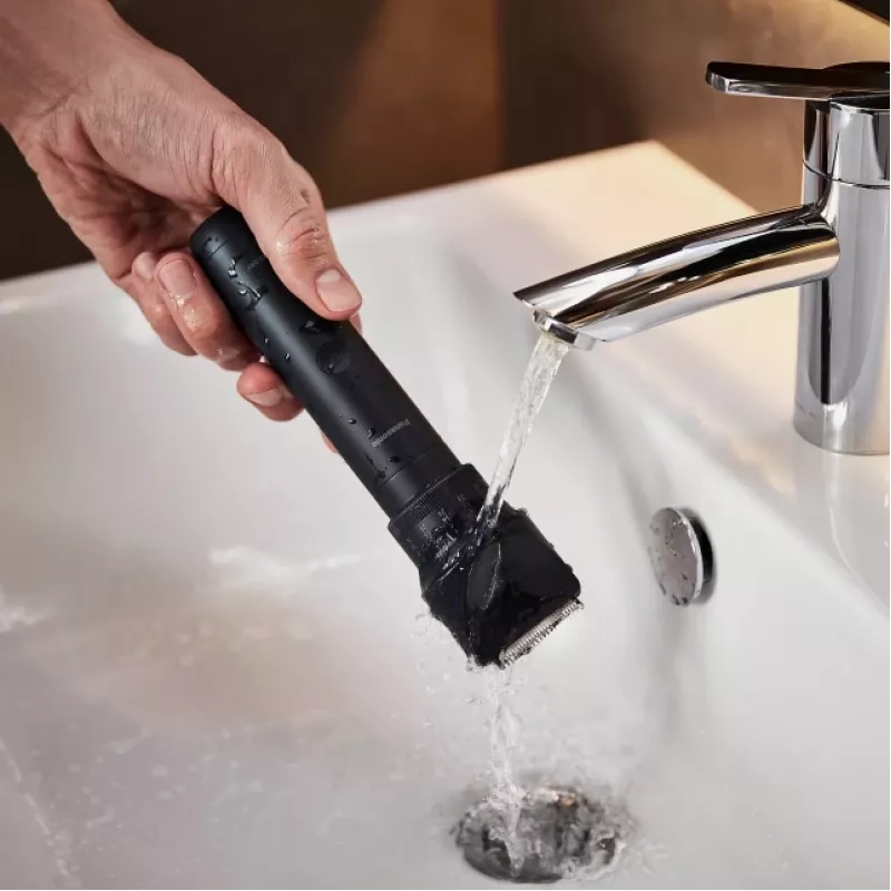 Panasonic MULTISHAPE Black 39 Nickel-Metal Hydride (NiMH)