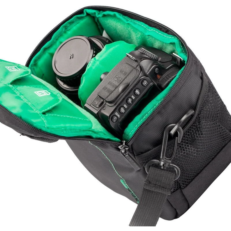 Shoulder case Rivacase 7420 Black SLR compatibility