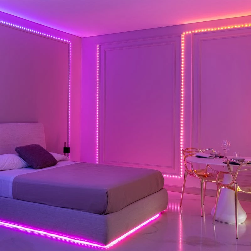 LED garland Twinkly TWD200STP-TEU multicolour indoor strip, 5 cm spacing, IP20, transparent cable