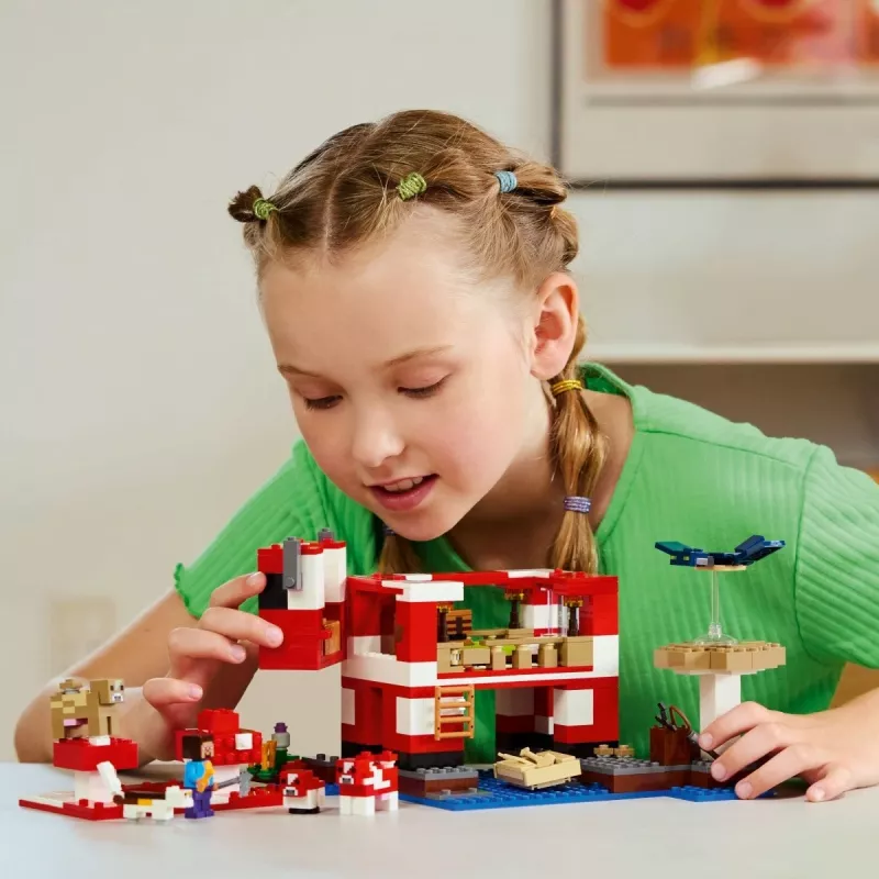 LEGO MINECRAFT 21270 The Mooshroom House