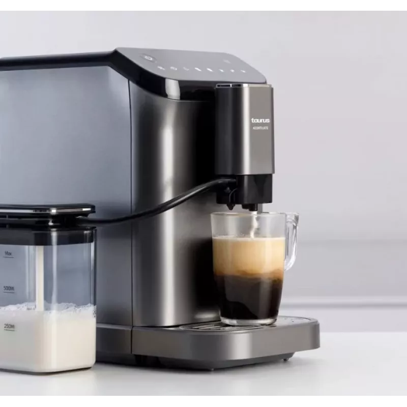 Espresso machine Taurus Accento Latte fully-automatic, built-in grinder, 1.5 L water tank, coffee beans input