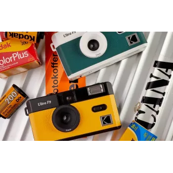 Compact film camera Kodak F9 135 mm Green White ISO 200-400