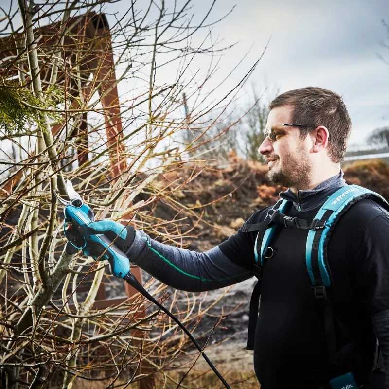 Makita DUP362Z LXT cordless pruning shears