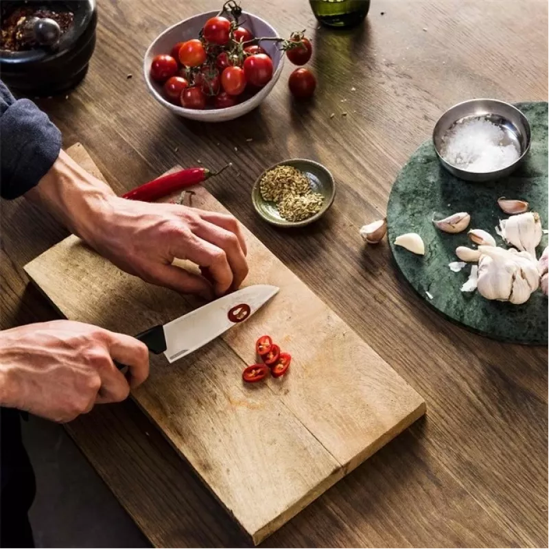 Fiskars 1051749 kitchen knife Stainless steel 1 pc(s) Chef's knife