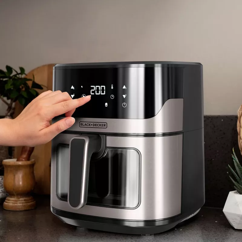 Deep fryer Black & Decker BXAF6500E 6.5 L, 1600 W, digital touch control, 8 programs, 80–200 °C