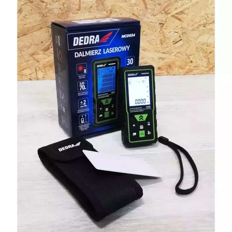 Rangefinder Dedra MC0934 — measurement distance 600 m, compact design