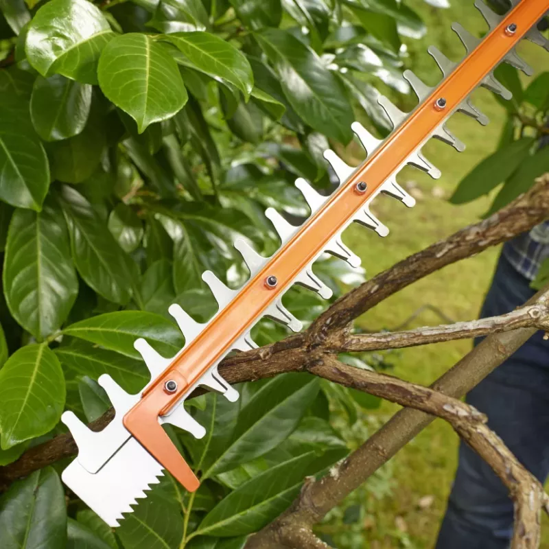 Black & Decker BEHTS301-QS power hedge trimmer Double blade