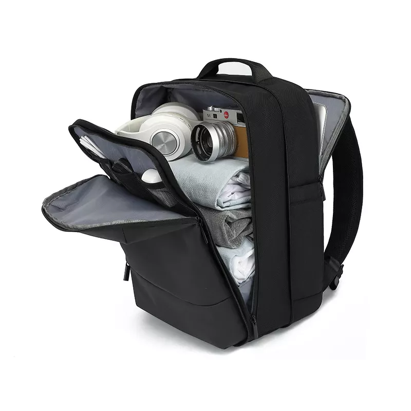 Tracer 47770 Carry-On Backpack 15,6