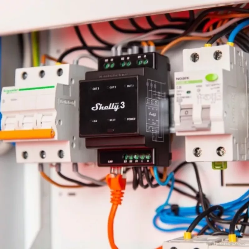 Shelly Pro 3 DIN Rail WiFi/LAN/Bluetooth Relay Switch
