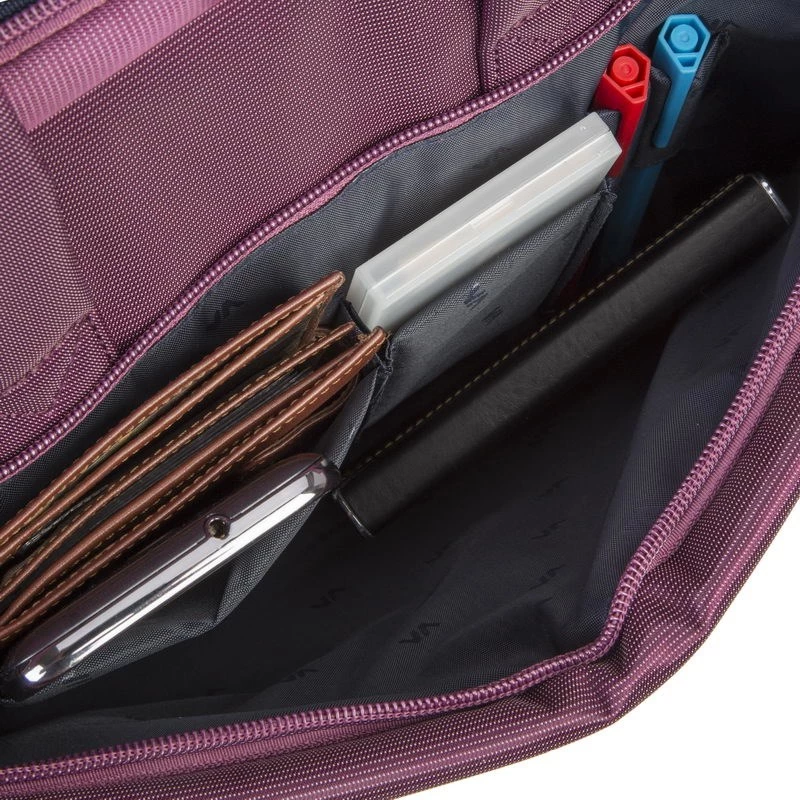 Rivacase 8231 39.6 cm (15.6) Messenger case Purple