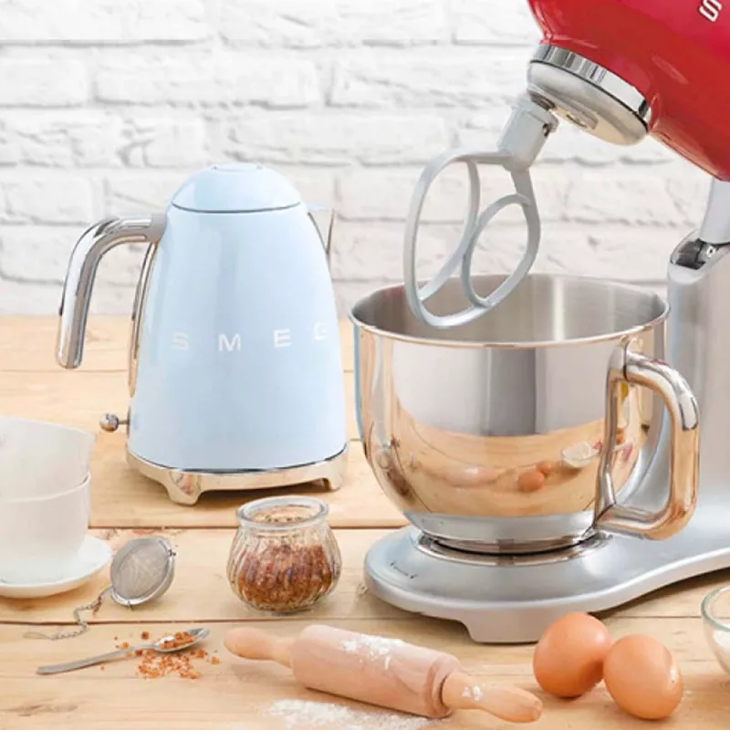 SMEG pastel blue kettle KLF03PBEU