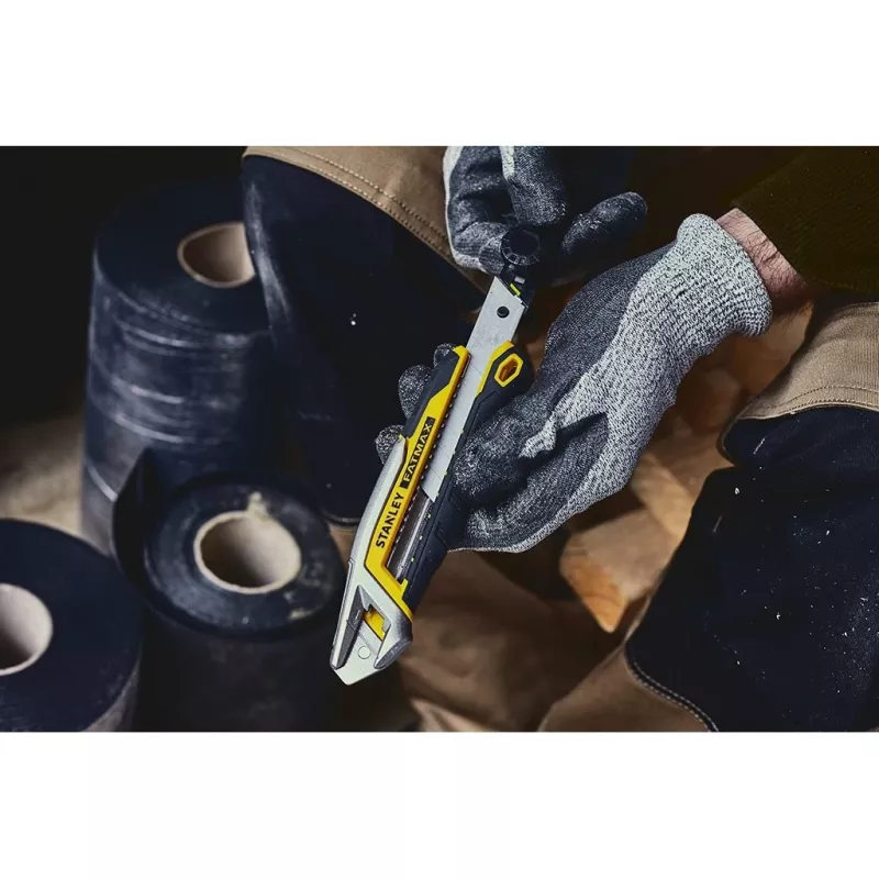 Utility knife Stanley FMHT10592-0 Black Stainless steel Yellow 18mm width 165mm length