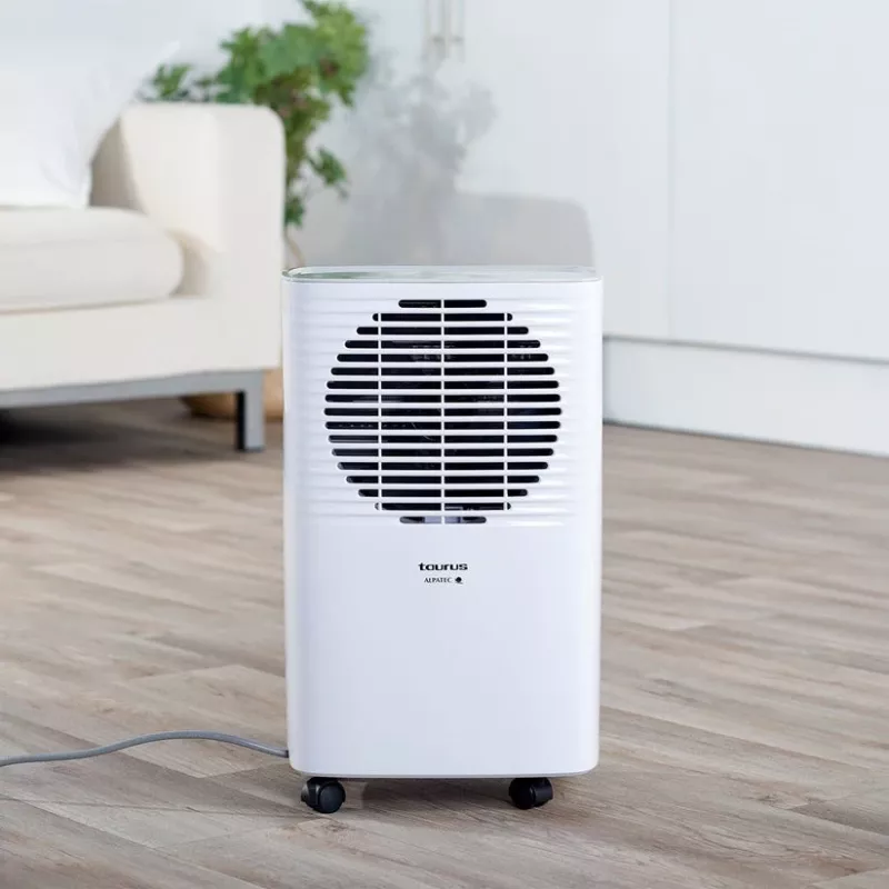 Dehumidifier Taurus DH1201 — 2.5 L tank, 90 m³/h, 210 W, 43 dB, R290