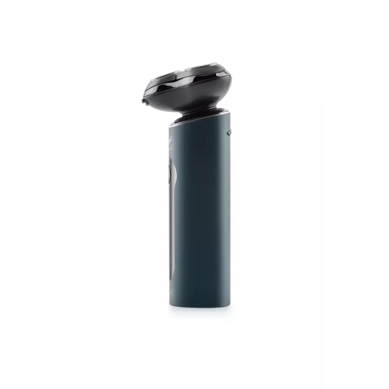 Electric rotation shaver and trimmer ETA LUCAS with 3 rotary heads, built-in Li‑Ion battery, 150 min operating time, black