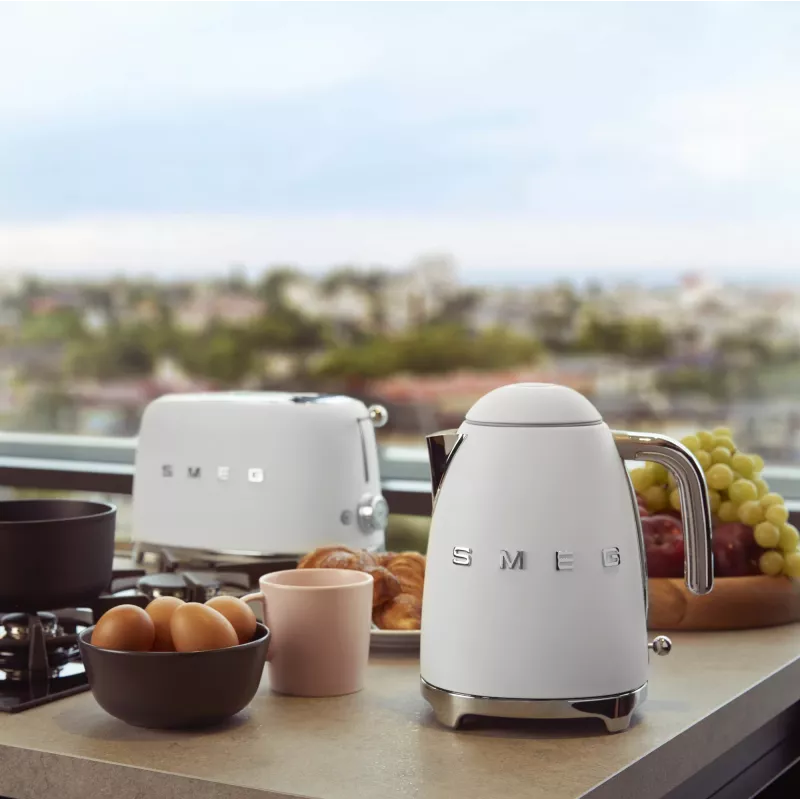 Smeg Kettle 50style Matte White Klf03whmeu